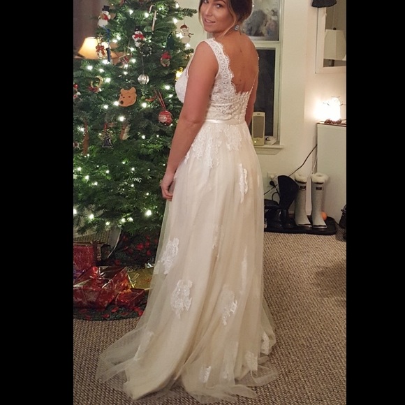 NWT BHLDN by Anthropologie Off-White Wedding Gown - Picture 3 of 15